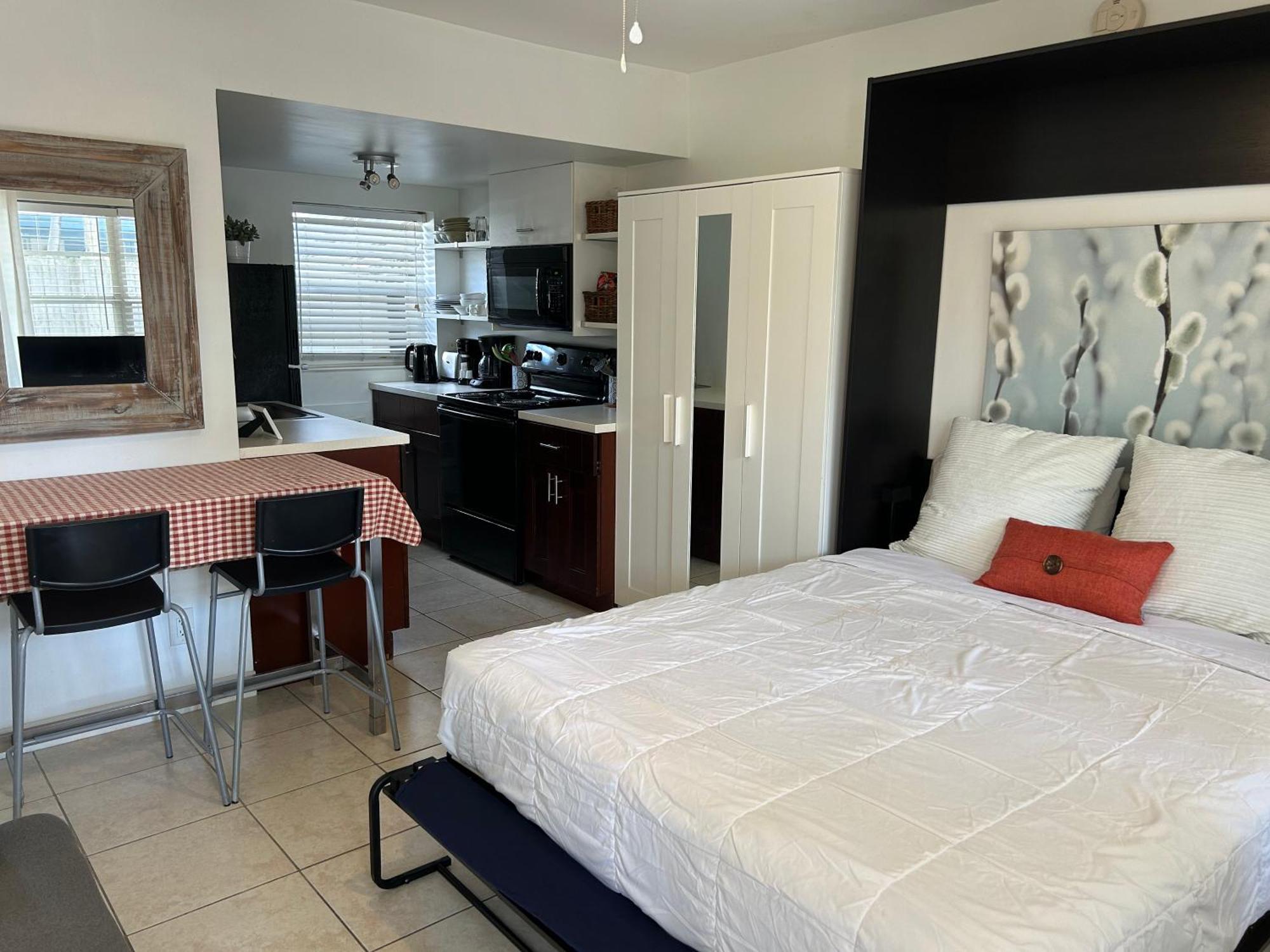 Lambert Family Beach Apartments Fort Lauderdale Dış mekan fotoğraf