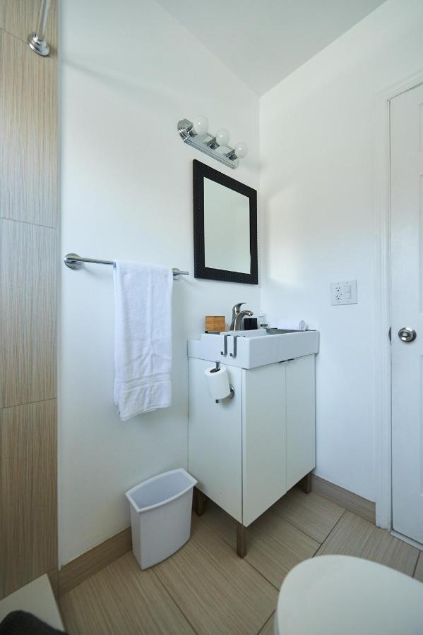 Lambert Family Beach Apartments Fort Lauderdale Dış mekan fotoğraf